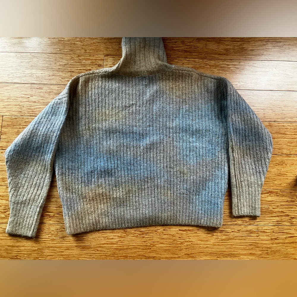Blue and yellow Holzweiler turtle neck knit sweater with large label patch - Picture 7 of 11